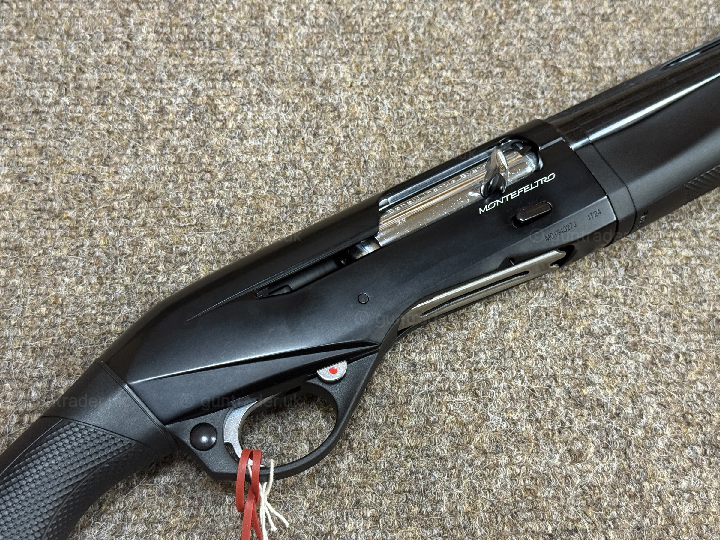 Benelli 12 gauge Montefeltro Black Synthetic | GunTrader